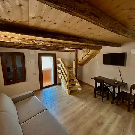 Residenza Pie Di Castello Bed & Breakfast 3*